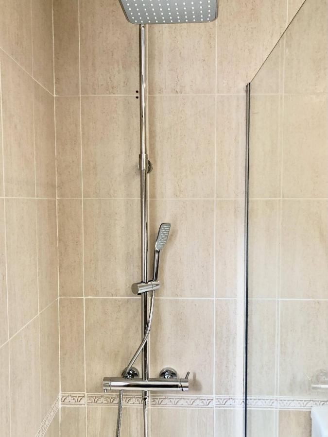 Exclusive Beachside 3 Bedroom Apartment With Pool In Altea Bagian luar foto