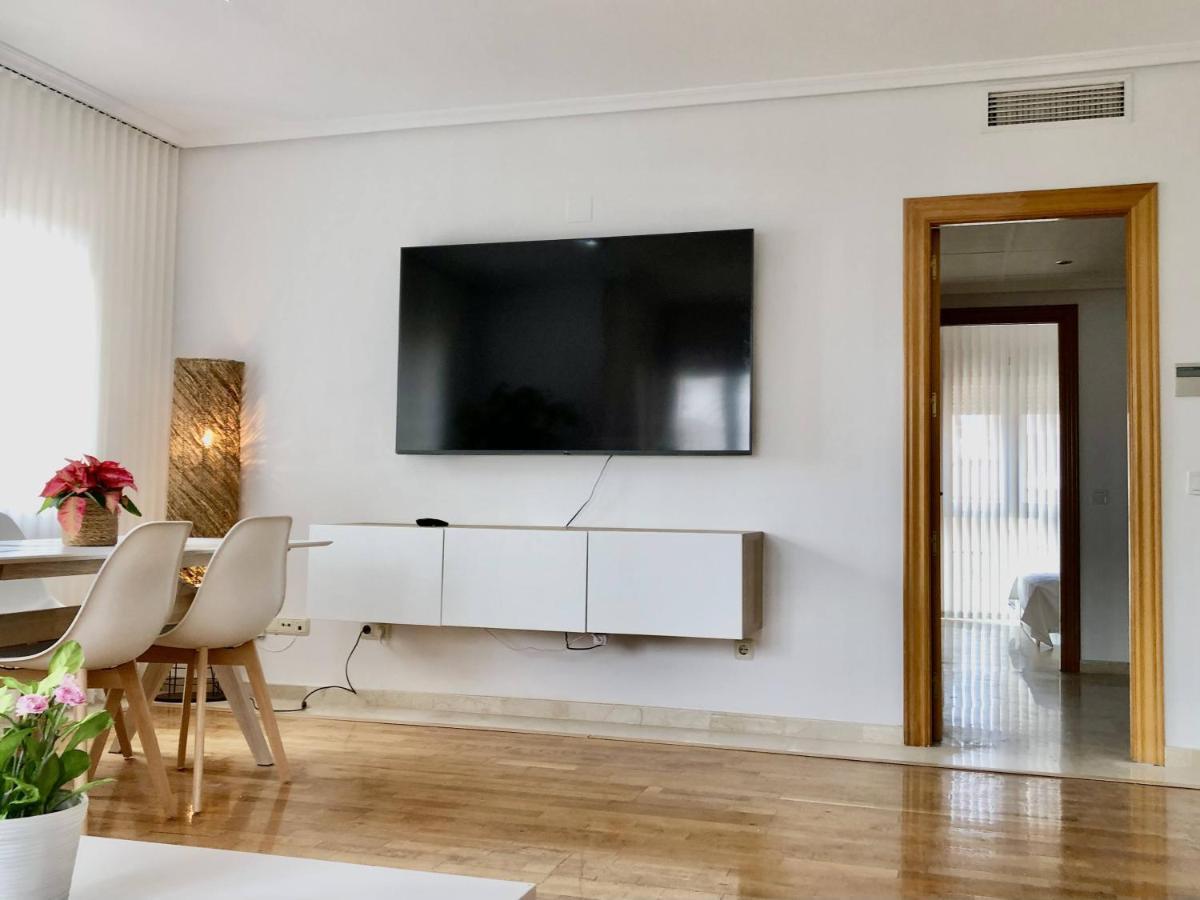 Exclusive Beachside 3 Bedroom Apartment With Pool In Altea Bagian luar foto