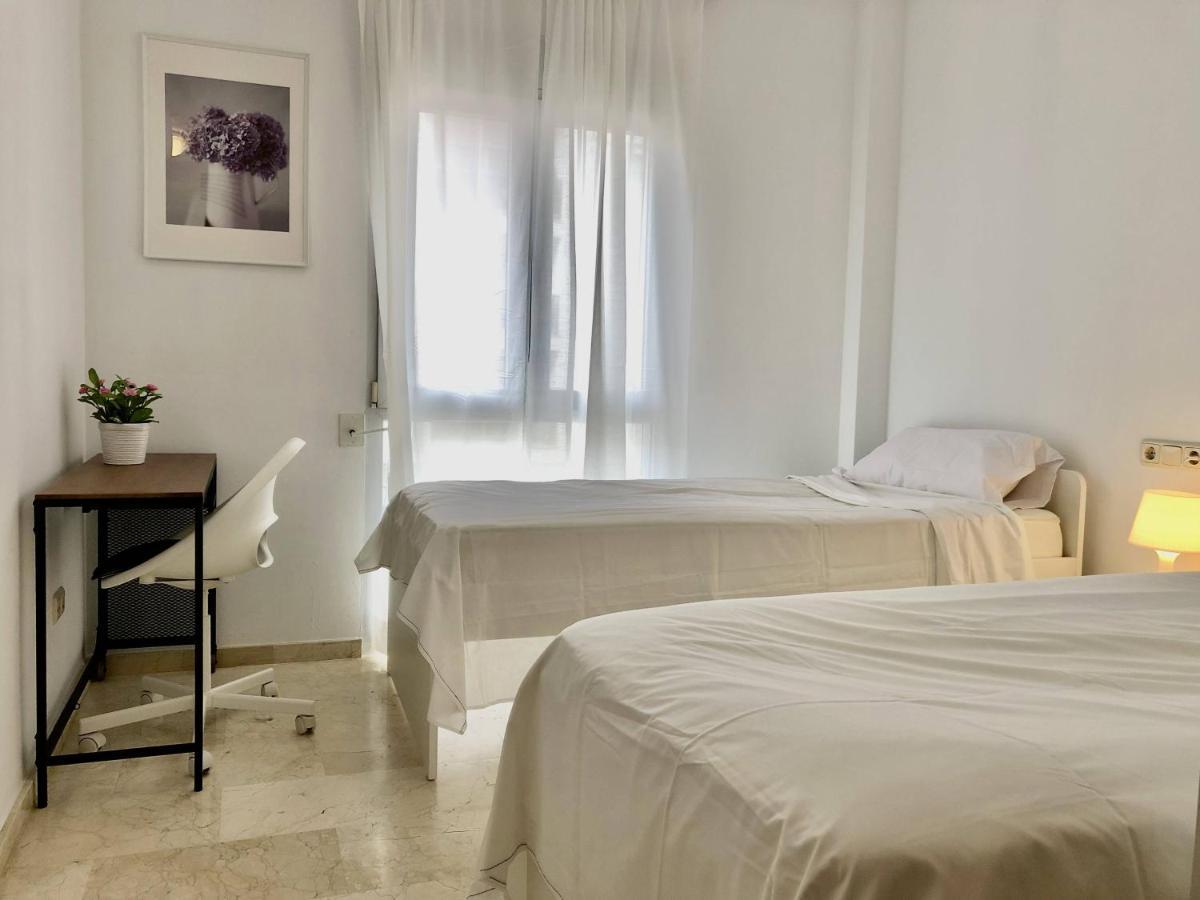Exclusive Beachside 3 Bedroom Apartment With Pool In Altea Bagian luar foto
