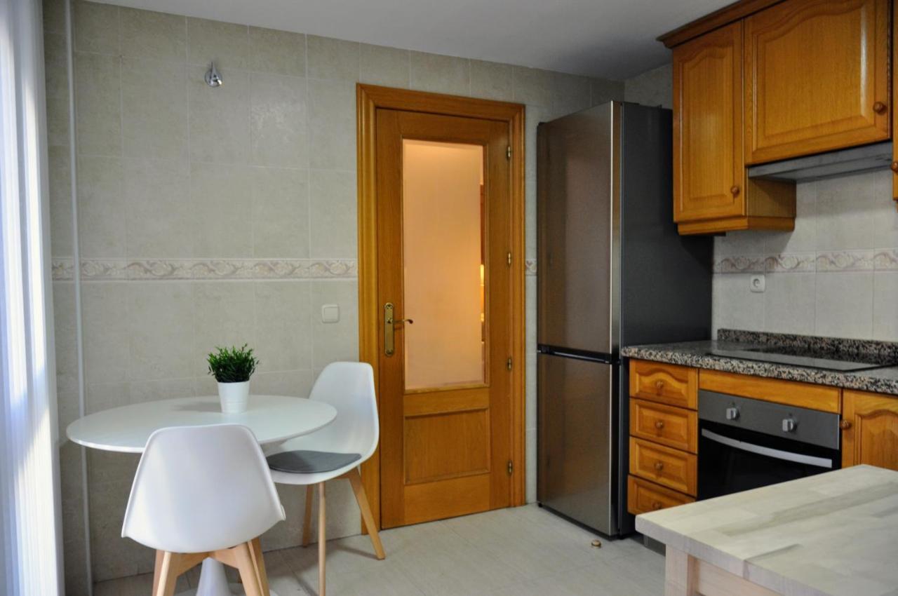 Exclusive Beachside 3 Bedroom Apartment With Pool In Altea Bagian luar foto