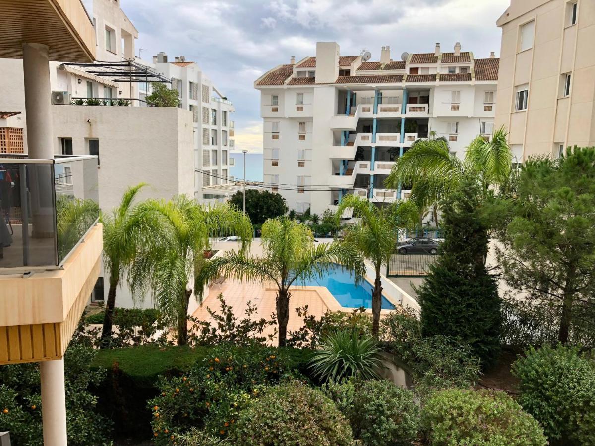 Exclusive Beachside 3 Bedroom Apartment With Pool In Altea Bagian luar foto