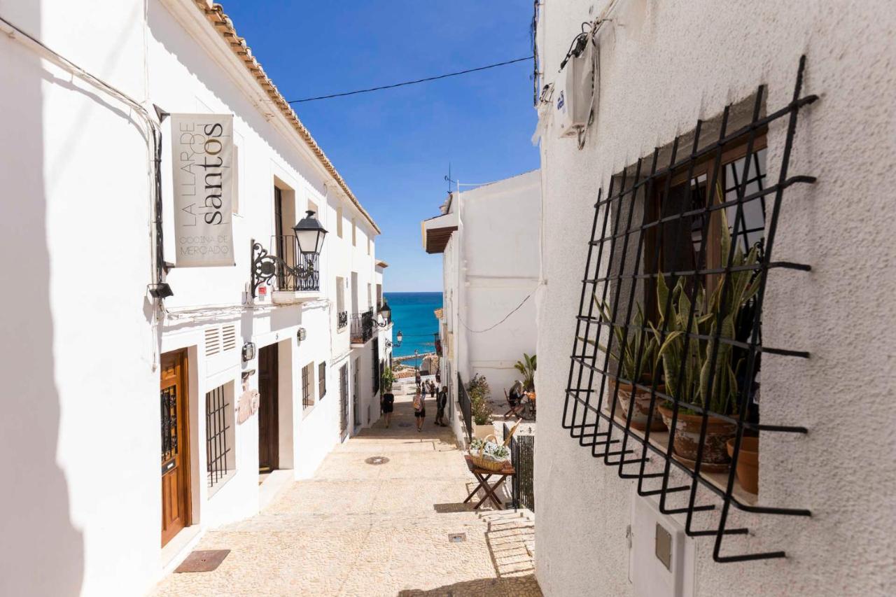 Exclusive Beachside 3 Bedroom Apartment With Pool In Altea Bagian luar foto